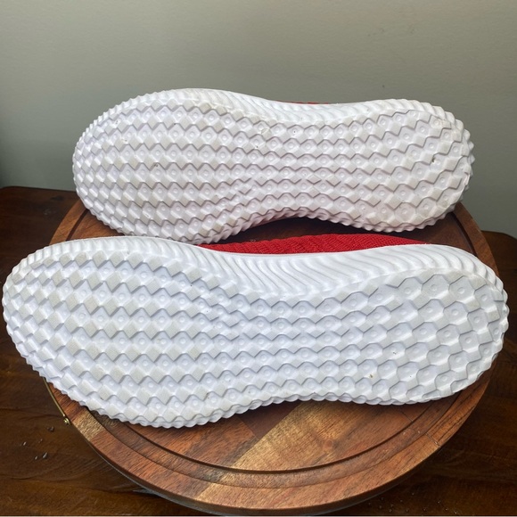 Tiosebon Red Knit Walking Athletic Shoe, size 8 Euro 38.5 - Picture 8 of 9